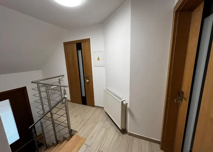 بيت ضيافة Goscinne Brokat 3*