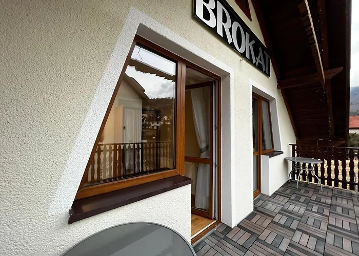 بيت ضيافة Goscinne Brokat شتوروك