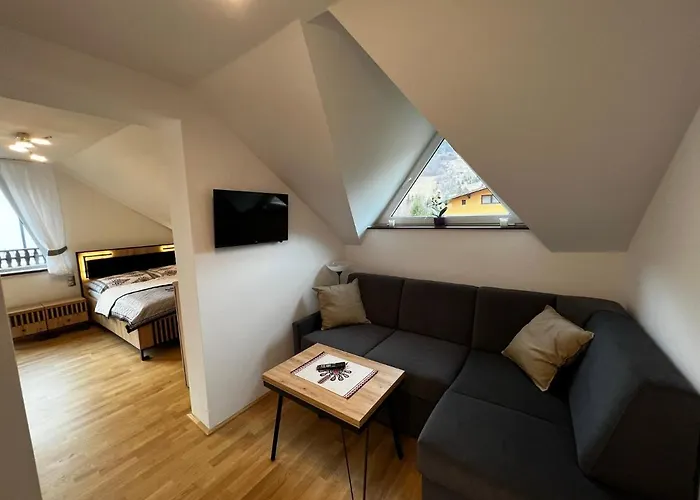 بيت ضيافة Goscinne Brokat شتوروك